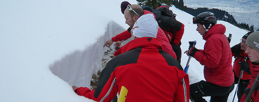 Erklärung eines Schneeprofils